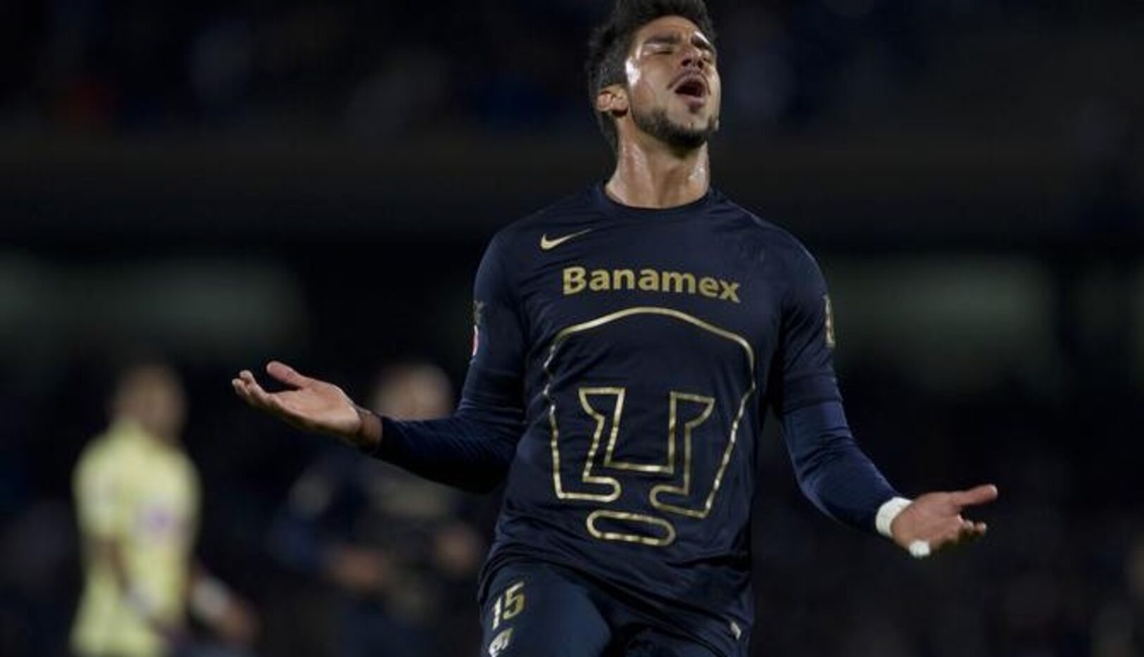 Eduardo Herrera anotó el gol de la victoria de los Pumas ante América en el juego de ida de...