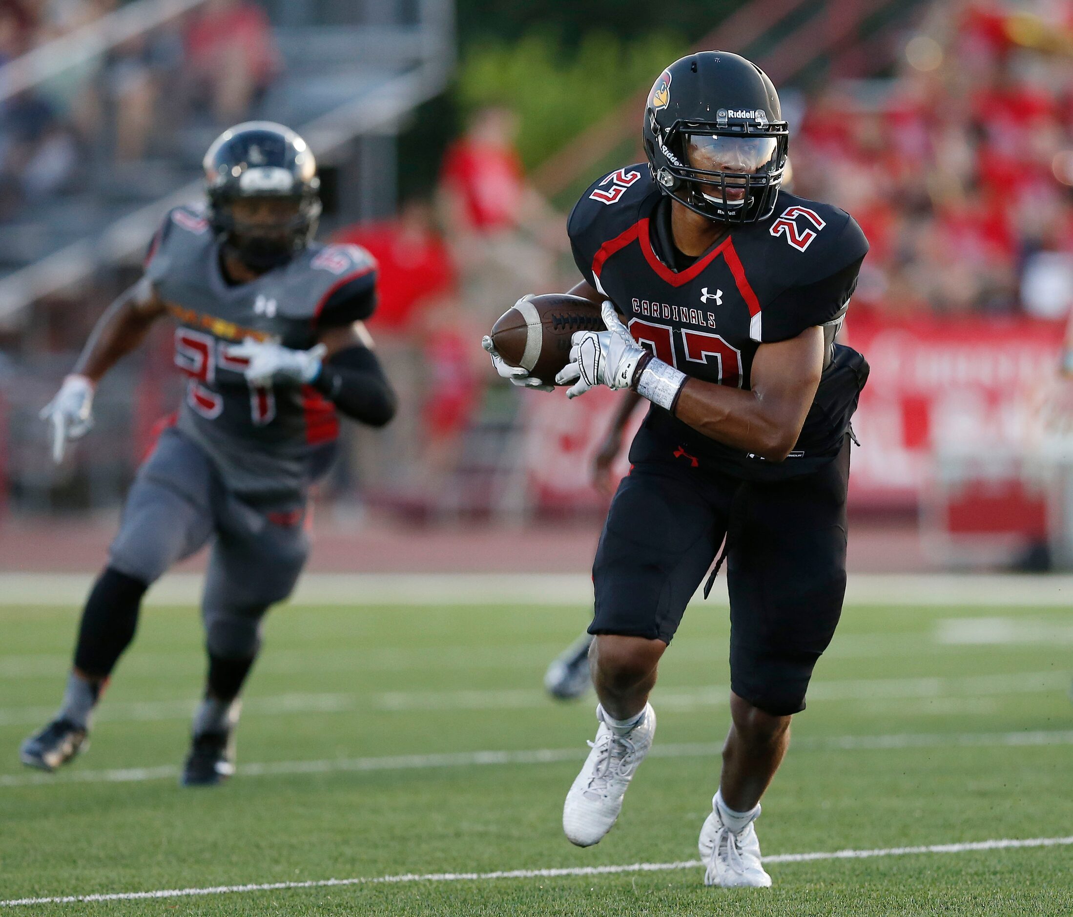 Fort Worth Christian wide receiver Jay Marshall catches a pass for a touchdown to make the...