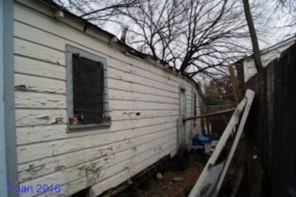  This bar propping up 1320 E. Clarendon is no longer there. (City of Dallas)