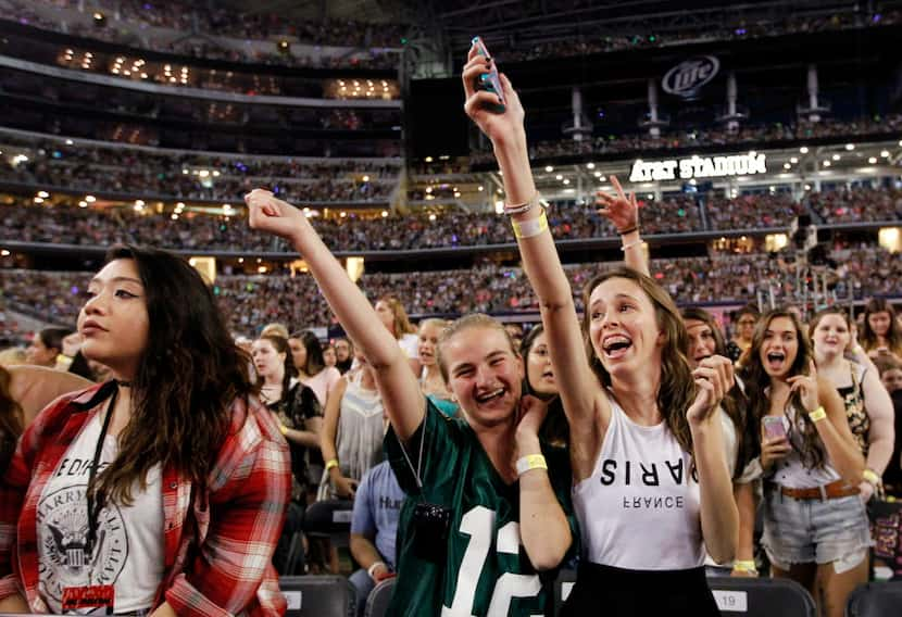 A scene before One Direction performs at AT&T Stadium in Arlington, August 24, 2014. 