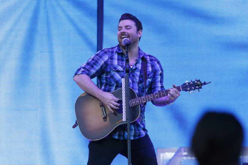 Chris Young performs in a 2016 concert in Frisco.