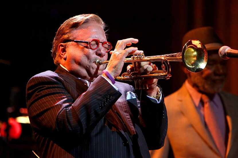 Arturo Sandoval, famoso trompetista de jazz, estará en marzo en Arlington.