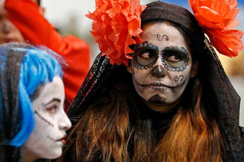 Ixtalie Torres and daughter Shelsy Rios are dressed for Halloween.