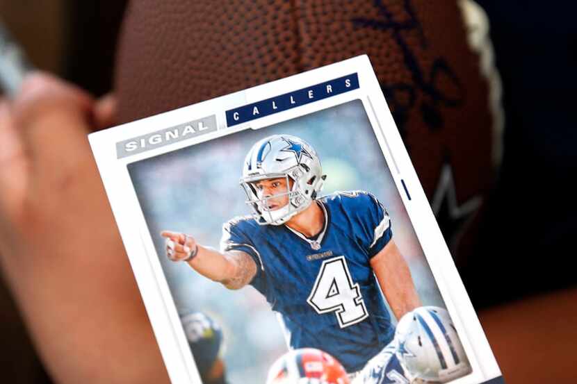 Dallas Cowboys Dak Prescott sports card