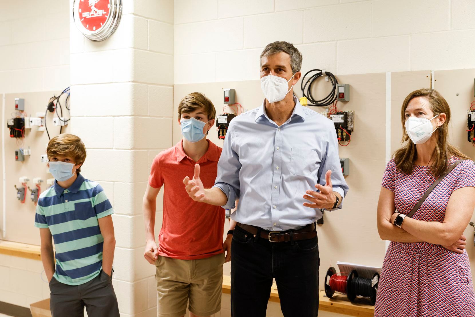 Beto O’Rourke stood with his family while talking with an instructor at North Texas...