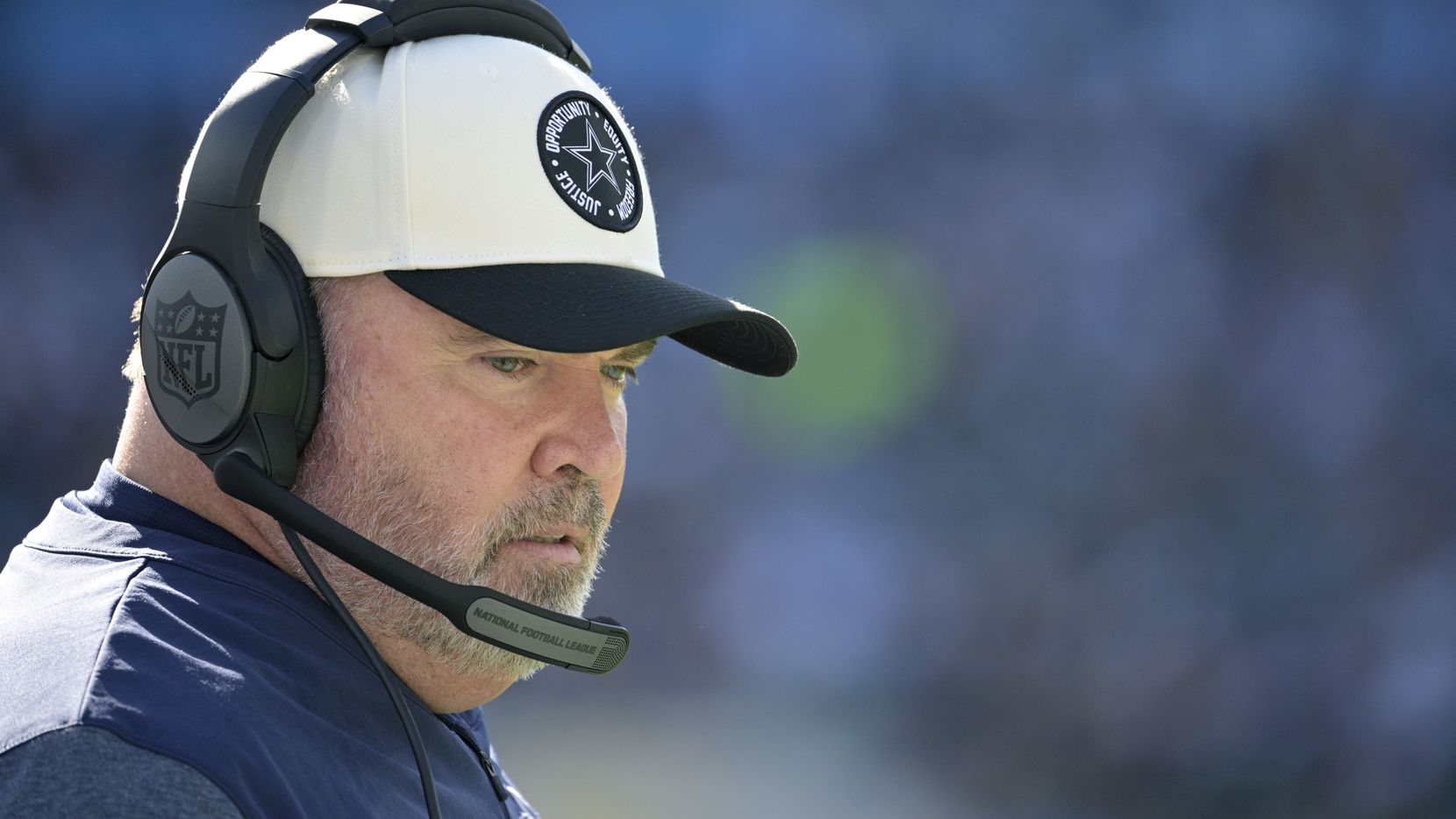El entrenador en jefe de los Cowboys, Mike McCarthy, durante contra los Jaguars de...