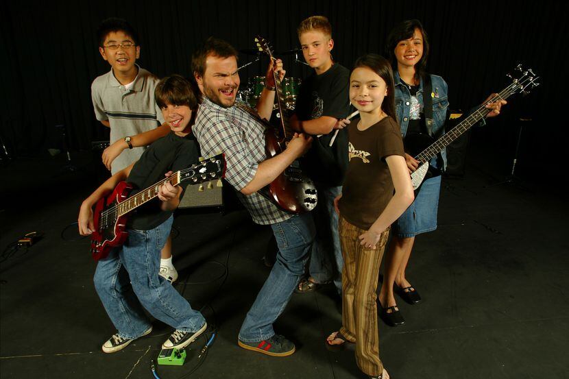 Elenco de 'School of Rock' con (desde la izquierda) Robert Tsai, Joey Gaydos Jr., Jack...
