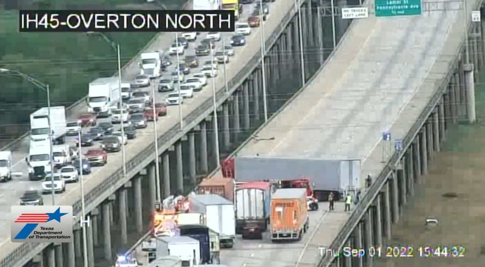 A jackknifed tractor-trailer closed the northbound lanes of Interstate 45 in southern Dallas...