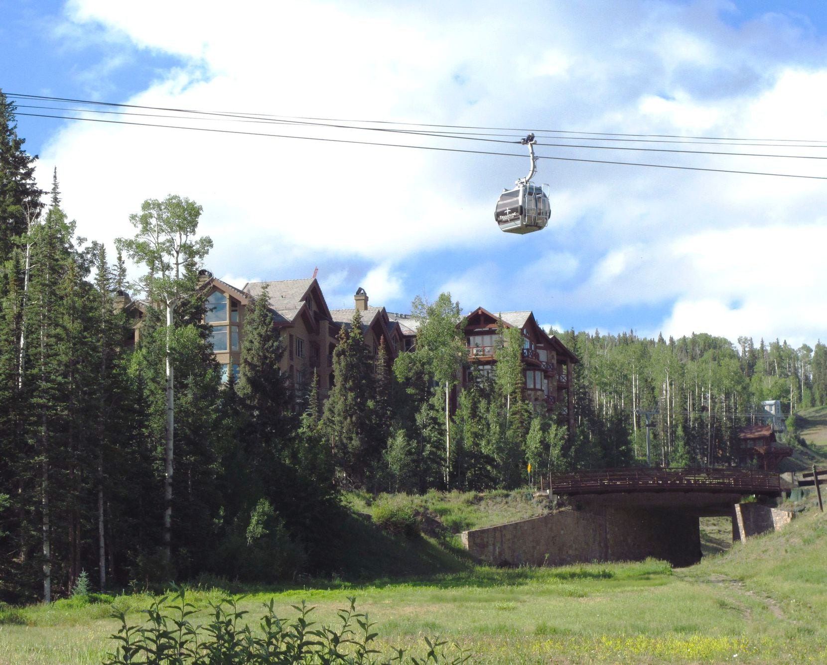 An innovative gondola system provides continuous free transportation between Telluride and Mountain Village.
