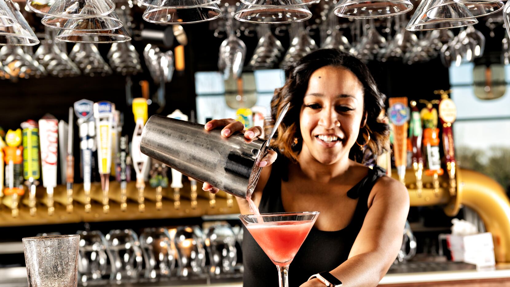 Bar Louie will be offering a Diva Martini in honor to Beyonce's visit to North Texas.