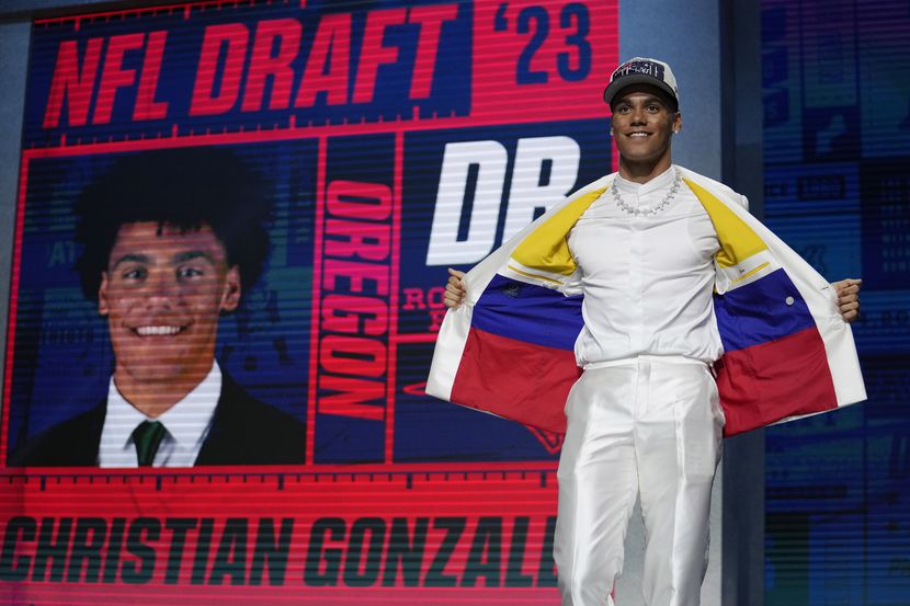 NFL Draft: Patriots select Christian Gonzalez with No. 17 pick