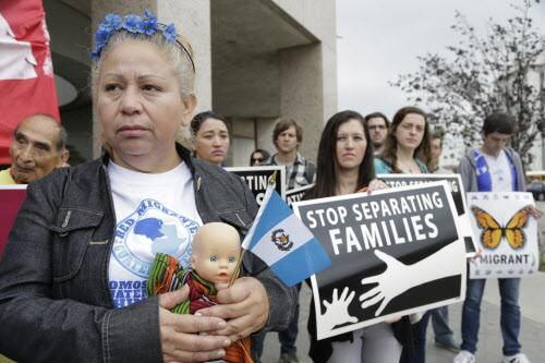 Activistas del TPS abogarán entre congresistas de Texas para que no se retira este beneficio...