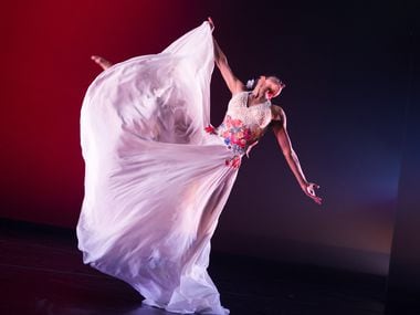 Una figura central en Con Brazos Abiertos del Ballet Hispánico es el punto de vista de la coreógrafa Michele Manzanales, quien creció en Houston-American Mexican.  (Paula Lobo)