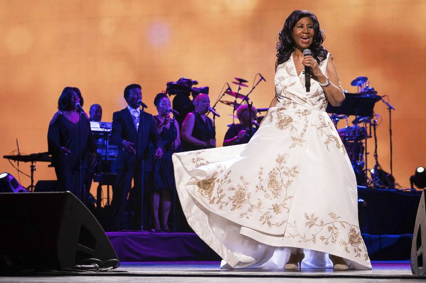 En esta foto del 19 de abril del 2017, Aretha Franklin canta en el estreno mundial de “Clive...