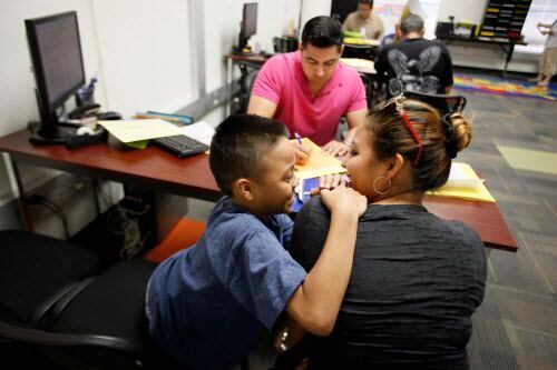 Distritos escolares del Norte de Texas han registrado a más estudiantes de Centroamérica....