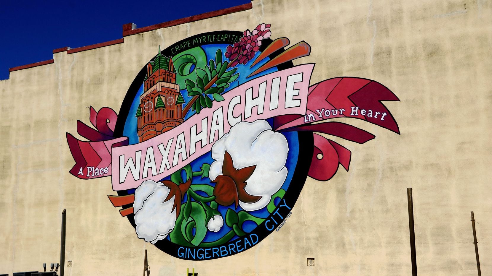 Mural cerca del centro de Waxahachie Texas.