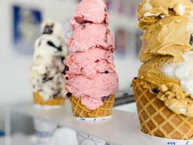 Small batches and big servings are hallmarks at Handel's Homemade Ice Cream, a growing chain that recently opened stores in McKinney and Flower Mound.