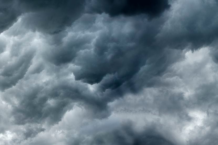 Nubes con condiciones para la formación de un tornado.
