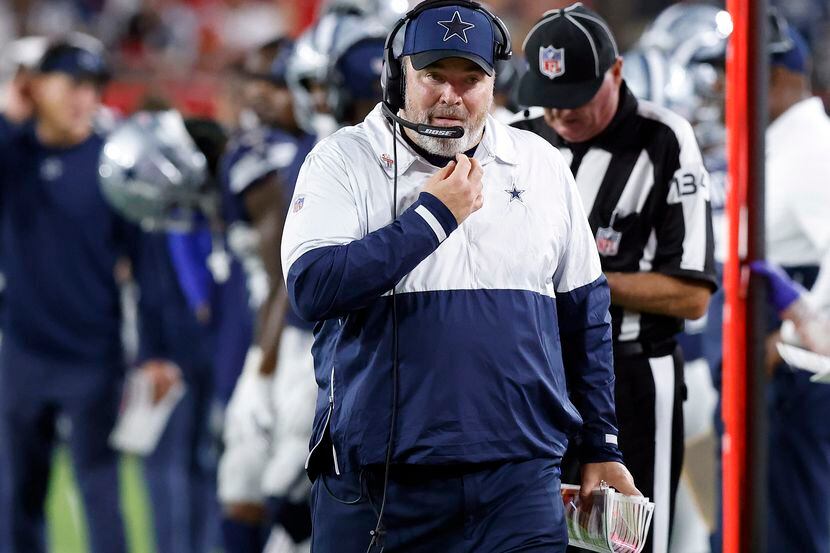 El entrenador en jefe de los Cowboys de Dallas, Mike McCarthy, tratará de no empezar la...