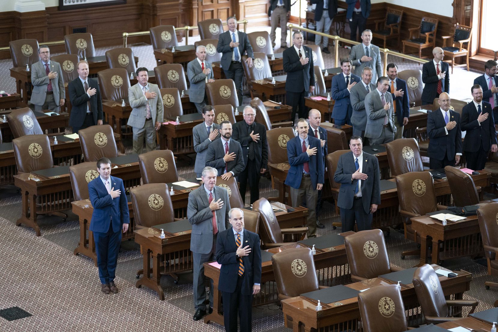 Texas House members spontaneously recited the pledges of allegiance to the flags of the U.S....