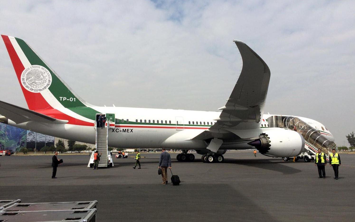 El avión Boeing 787 fue adquirido durante el sexenio de Enrique Peña Nieto.(AGENCIA REFORMA)

