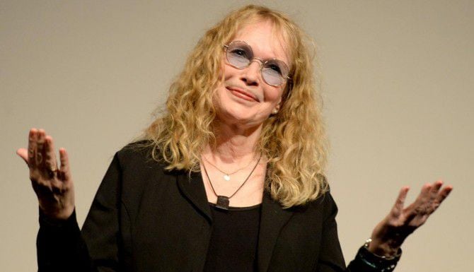 Mia Farrow fue criticada por publicar la dirección de un dentista cazador de leones en su...