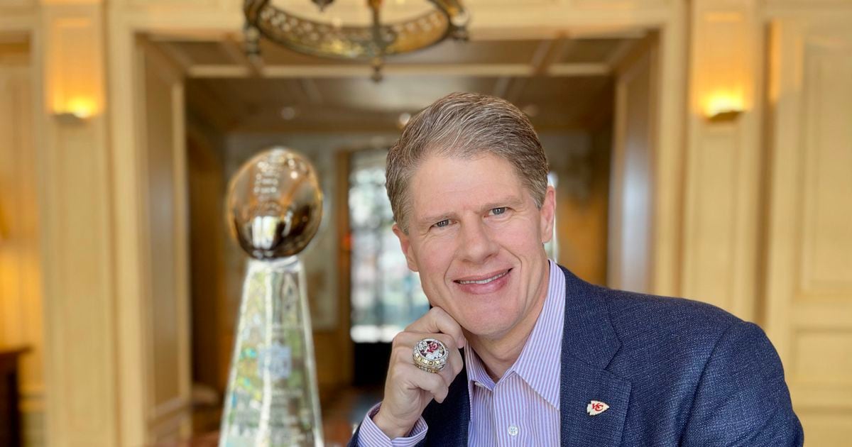 Dallas billionaire Clark Hunt could turn destiny into dynasty with