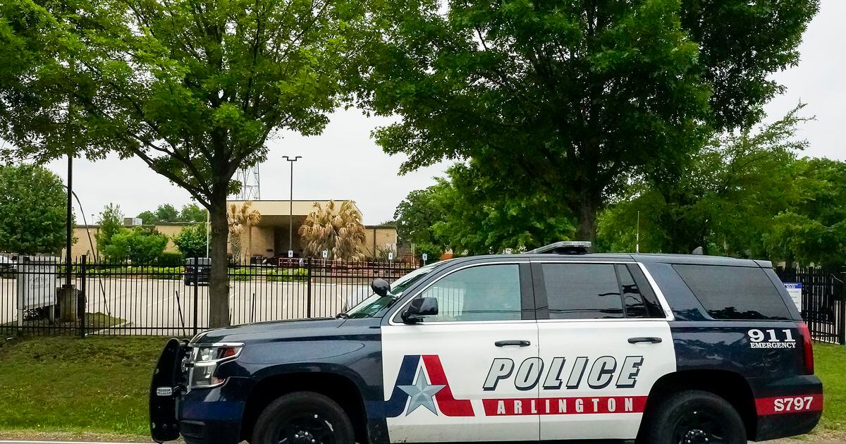 arlington-officer-who-shot-at-passenger-during-traffic-stop-put-on-administrative-leave