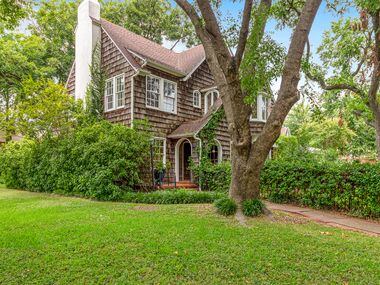 A look at 606 Blaylock Drive in Dallas, one of the houses on the 2019 Heritage Oak Cliff...