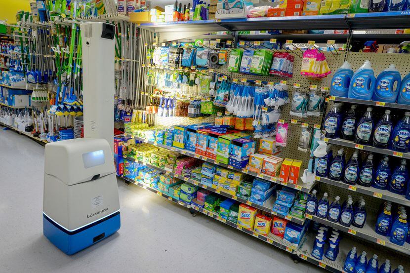 El robot escaneador Bossa Nova se quedó sin empleo, anunció Walmart.