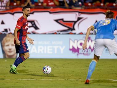 FC Dallas midfielder Sebastian Lletget (12) looks to pass the ball during the second half of...
