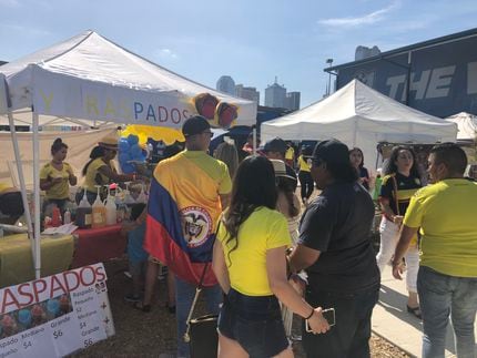 Comunidad colombiana en Dallas celebró nuevo aniversario de su Independencia.