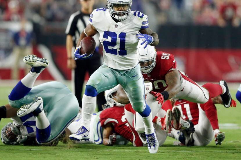 ‘Zeke’ Elliott y los Cowboys buscarían un acuerdo con la NFL afuera de tribunales. Foto DMN

